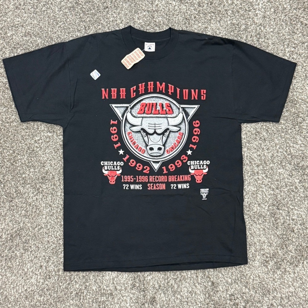 Vintage 90s Chicago Bulls NBA Champions Single Stitch TShirt NWT Delta‎ Mens XL